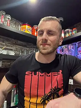 Snapshot of trainwithme chatting on February 25, 12:48 pm trainwithme online show from February 25, 12:48 pm