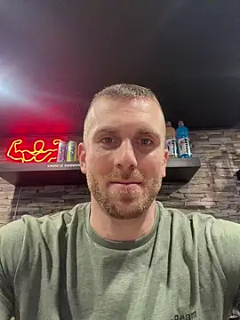 Snapshot of trainwithme chatting on February 26, 7:51 am trainwithme online show from February 26, 7:51 am