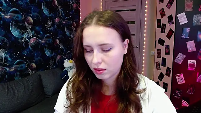 Snapshot of BarbiePieer chatting on October 16, 3:35 pm BarbiePieer online show from October 16, 3:35 pm