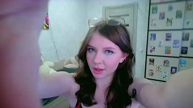 Snapshot of GinnyBlacky chatting on October 20, 9:04 pm GinnyBlacky online show from October 20, 9:04 pm