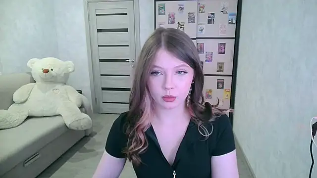 Snapshot of GinnyBlacky chatting on June 2, 1:46 pm GinnyBlacky online show from June 2, 1:46 pm