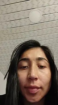 Elowyn online show from December 21, 10:17 pm