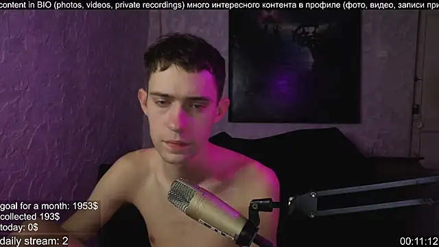 Snapshot of w0rkman chatting on October 8, 12:52 am w0rkman online show from October 8, 12:52 am