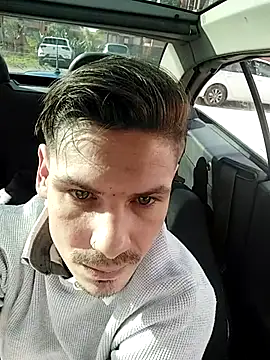 Snapshot of Eugenioo123 chatting on December 22, 11:29 am Eugenioo123 online show from December 22, 11:29 am