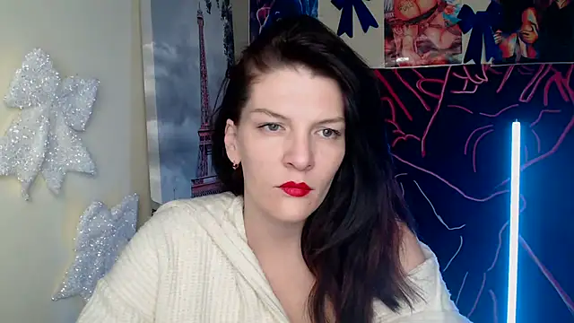 VanessaRey  online show from January 13, 8:08 am