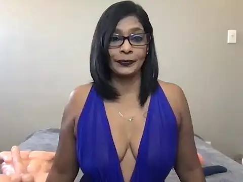 indianrose09 online show from November 21, 8:46 am