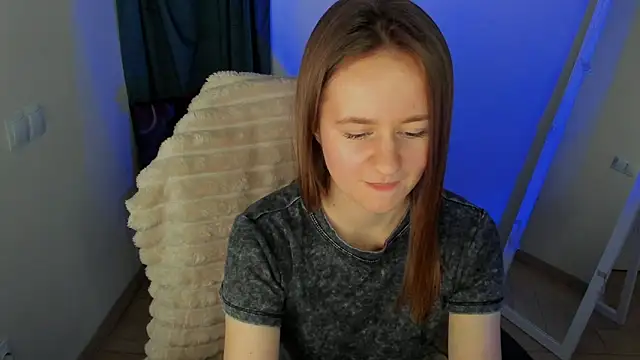 Catherine e online show from December 4, 8:17 pm