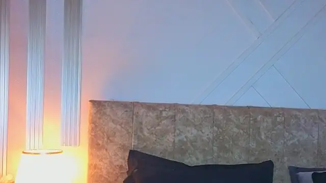 angelinarouse  online show from February 22, 3:51 am