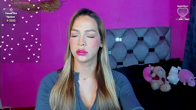 Snapshot of hanna_tss chatting on September 25, 2:15 am hanna tss online show from September 25, 2:15 am
