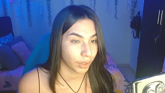 Lyaa Cute online show from March 27, 3:23 am