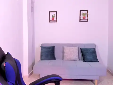 leoaddams22 online show from October 13, 10:32 pm