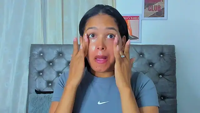 NikkiStarrr online show from January 18, 10:19 am