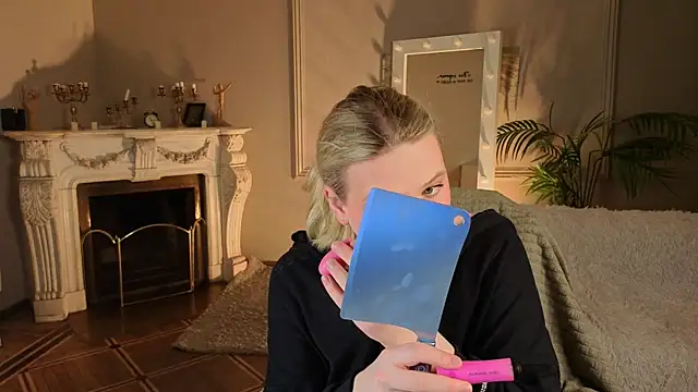 Jes Solar online show from January 18, 10:57 pm