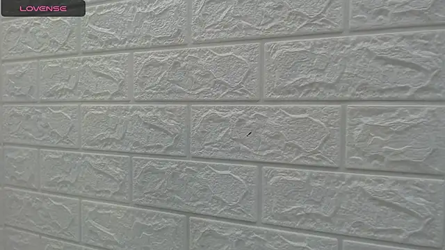 nei girl online show from September 28, 1:11 am