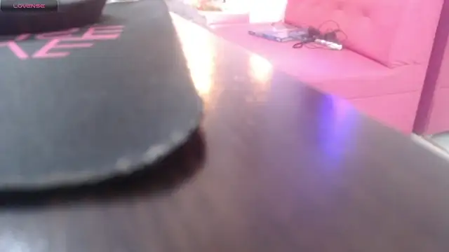nei girl online show from May 21, 11:50 am