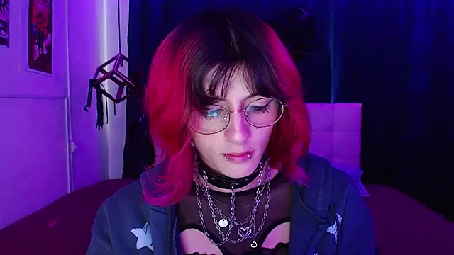 goth minerva online show from October 29, 1:24 pm