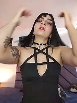 KARINNA  RAVEN online show from May 26, 9:44 pm