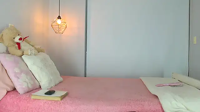 Tiana Paez1 online show from March 16, 7:01 am