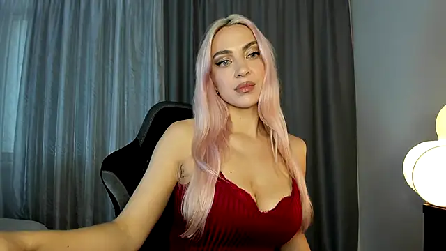  Miss Valentina  online show from October 28, 11:03 am