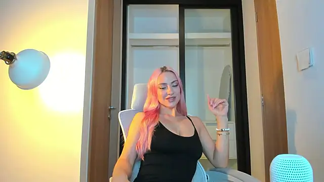  Miss Valentina  online show from November 28, 1:47 pm