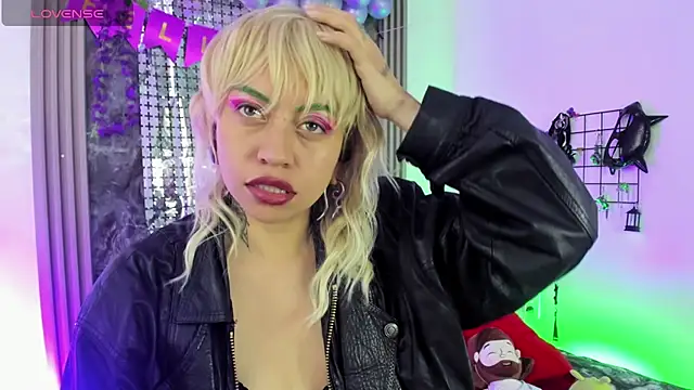 midory  online show from November 19, 3:28 am