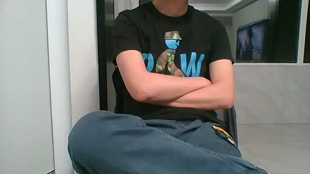 Snapshot of nole_china7 chatting on March 9, 2:21 pm nole china7 online show from March 9, 2:21 pm