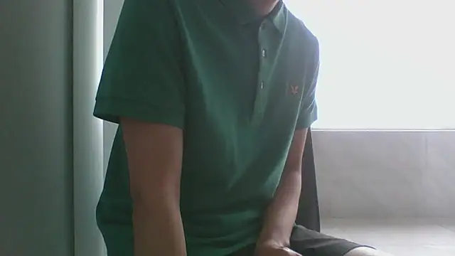 Snapshot of nole_china7 chatting on April 1, 12:33 am nole china7 online show from April 1, 12:33 am