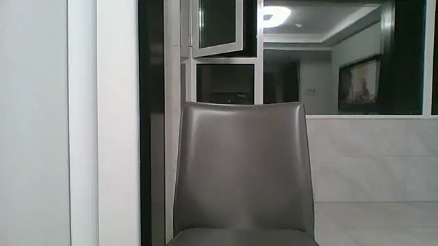 Snapshot of nole_china7 chatting on April 1, 12:39 pm nole china7 online show from April 1, 12:39 pm