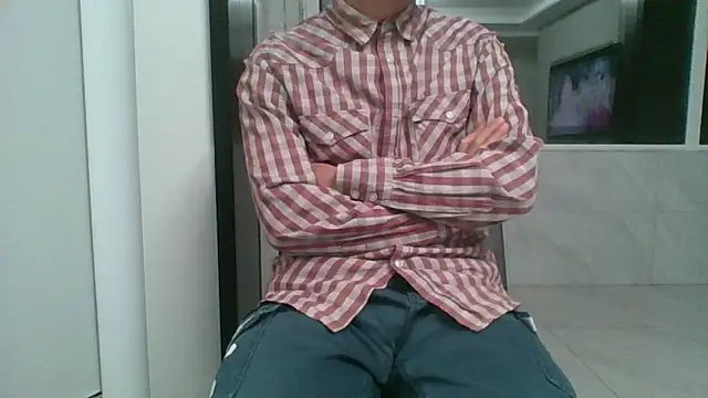 Snapshot of nole_china7 chatting on April 8, 12:27 pm nole china7 online show from April 8, 12:27 pm