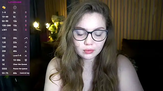 LuxSopphia online show from January 16, 8:13 pm