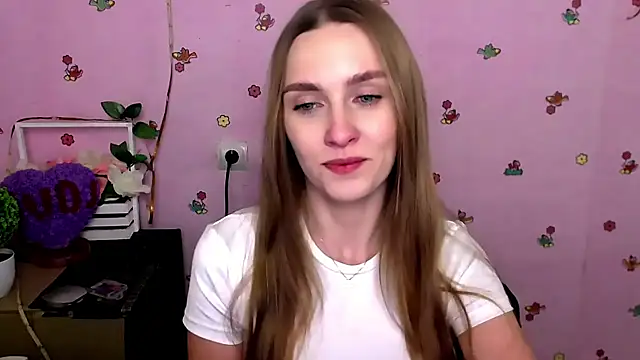 Doll Angelina online show from February 17, 11:40 am