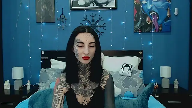 Snapshot of Velvetbat chatting on May 22, 7:04 am Velvetbat online show from May 22, 7:04 am