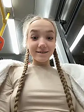 bambi lu online show from October 31, 4:30 pm