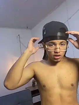 samxx muscle online show from April 13, 1:49 pm