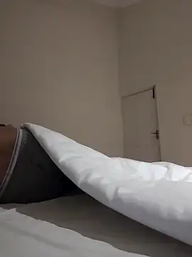 Snapshot of UAjit chatting on November 1, 6:54 pm UAjit online show from November 1, 6:54 pm