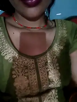 Snapshot of Eshwari_Chopra chatting on April 25, 1:14 pm Eshwari Chopra online show from April 25, 1:14 pm