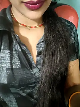 Snapshot of Eshwari_Chopra chatting on April 28, 2:27 am Eshwari Chopra online show from April 28, 2:27 am
