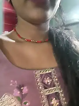 Snapshot of Eshwari_Chopra chatting on May 4, 2:18 am Eshwari Chopra online show from May 4, 2:18 am