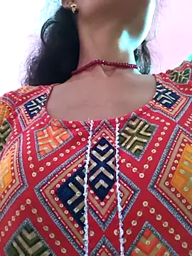 Eshna Dabral online show from September 12, 4:23 am