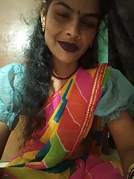 Eshna Dabral online show from September 18, 2:52 pm