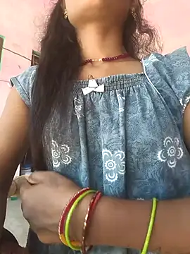 Eshna Dabral online show from September 25, 4:38 am