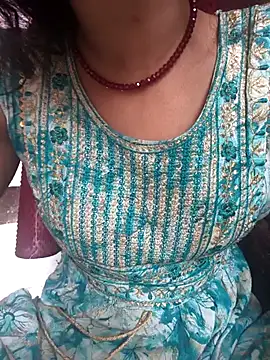 Eshna Dabral online show from October 8, 2:20 am