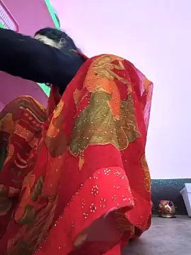 Eshna Dabral online show from October 14, 1:28 am