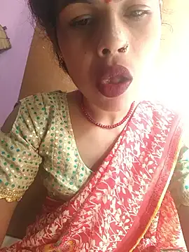 Eshna Dabral online show from October 18, 8:04 am