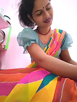 Eshna Dabral online show from October 27, 1:42 am