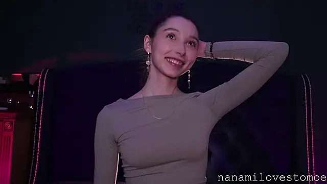 NanamiLovesTomoe online show from May 14, 7:31 pm
