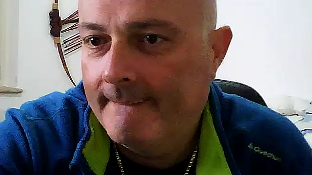 Alexis Bull online show from November 17, 10:54 am