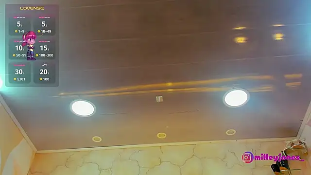 Snapshot of MilleyJones chatting on February 23, 11:51 am MilleyJones online show from February 23, 11:51 am