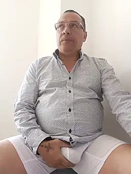 Snapshot of OrionStone chatting on September 12, 7:58 pm OrionStone online show from September 12, 7:58 pm