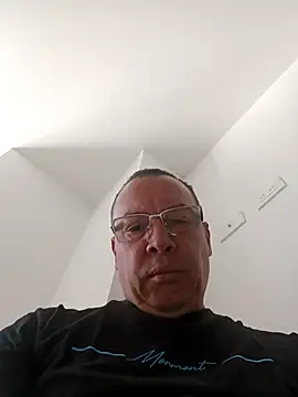 Snapshot of OrionStone chatting on September 15, 7:25 pm OrionStone online show from September 15, 7:25 pm